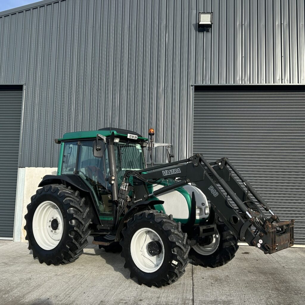 Valtra A93
