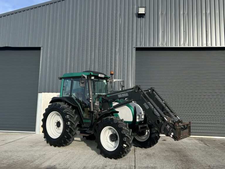 Valtra A93