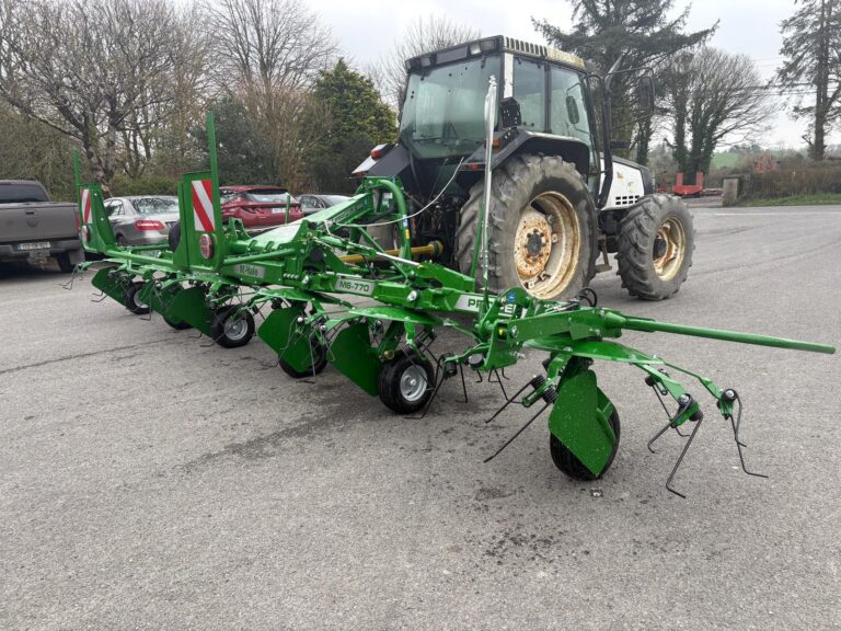 McHale M6-770 6 Rotor Tedder