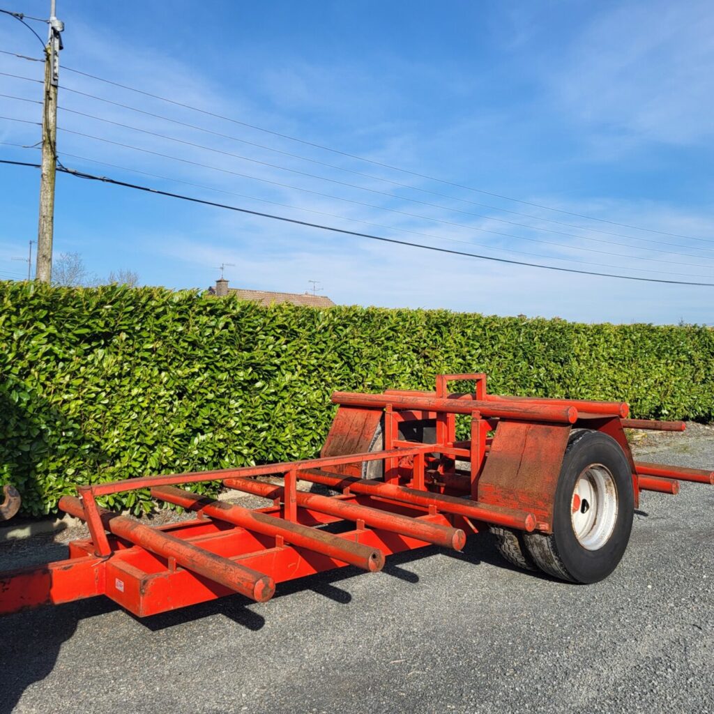 8 Bale Tractor Trailer