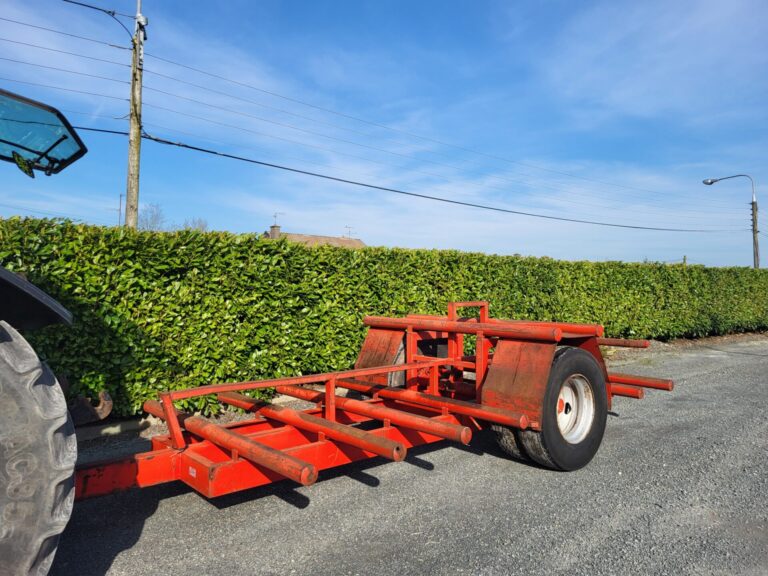 8 Bale Tractor Trailer