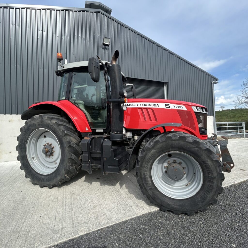 2018 Massey Ferguson 7720S Dyna-6