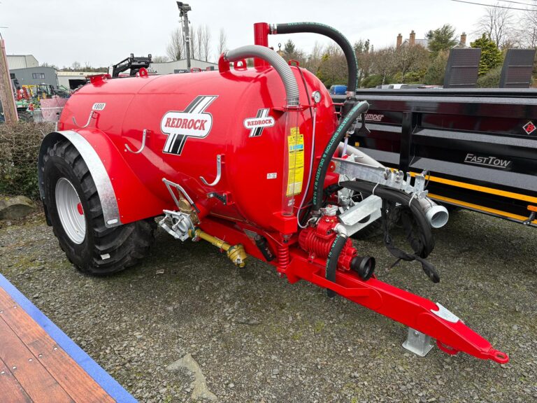 Redrock 1800 Gallon Vacuum Tank