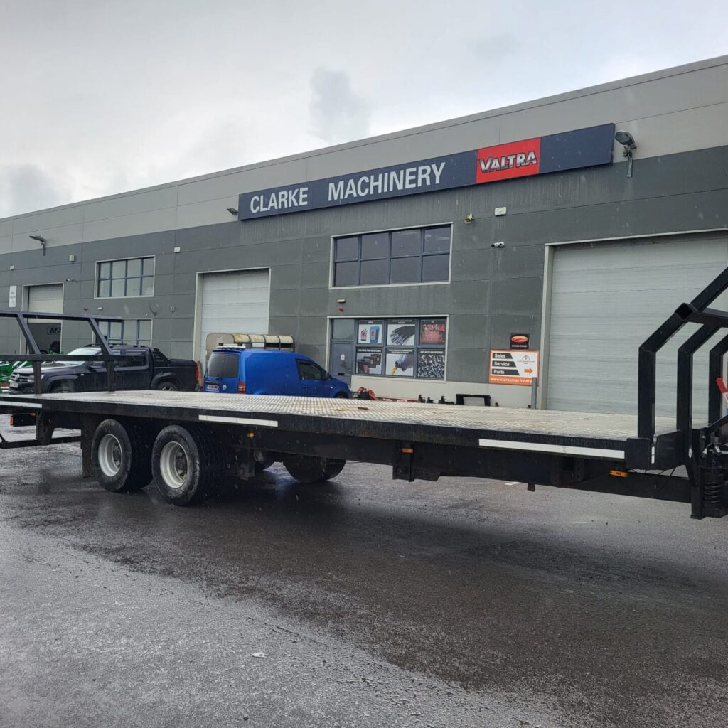 31ft Tandem Axle Bale Trailer