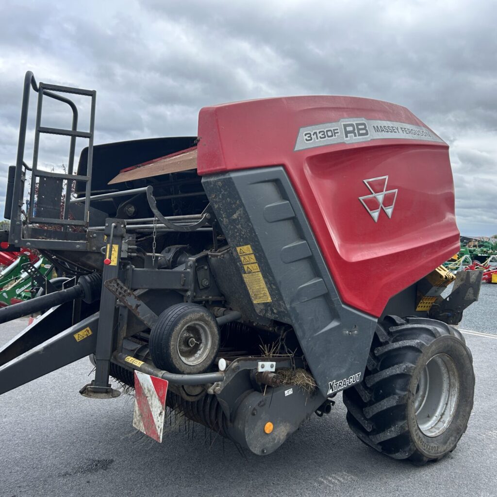 Massey Ferguson 3130F RB Extra Cut Round Baler
