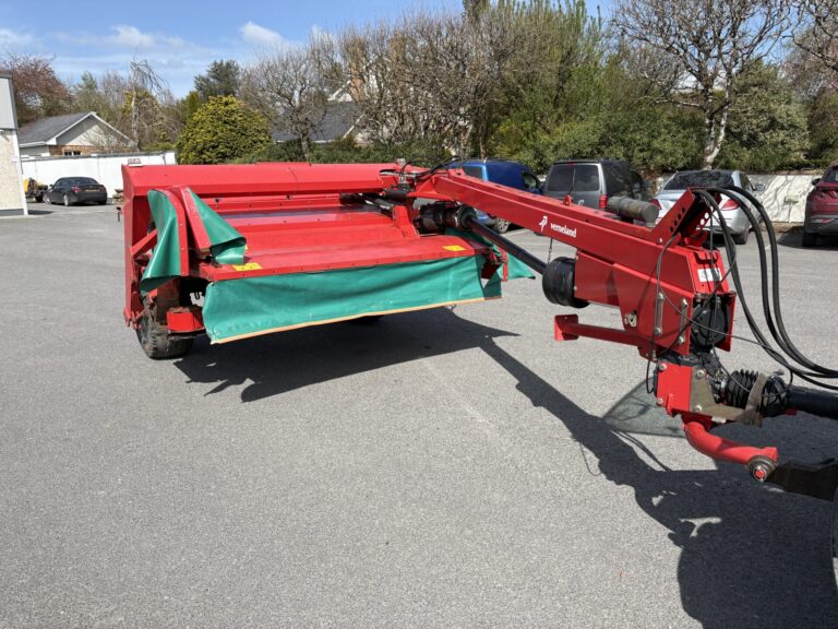 Kverneland 4328 9ft Trailed Mower