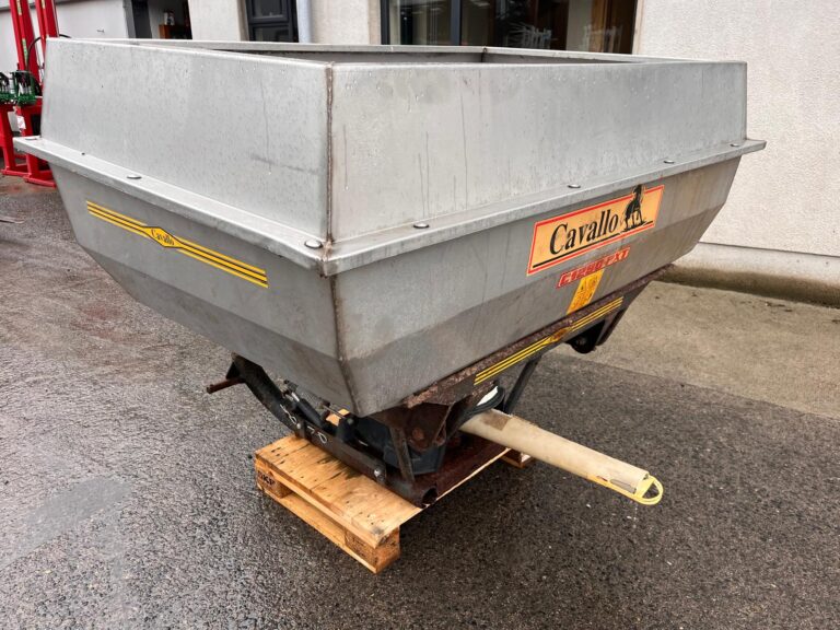 Cavallo 1.2 Tonne Fertiliser Spreader