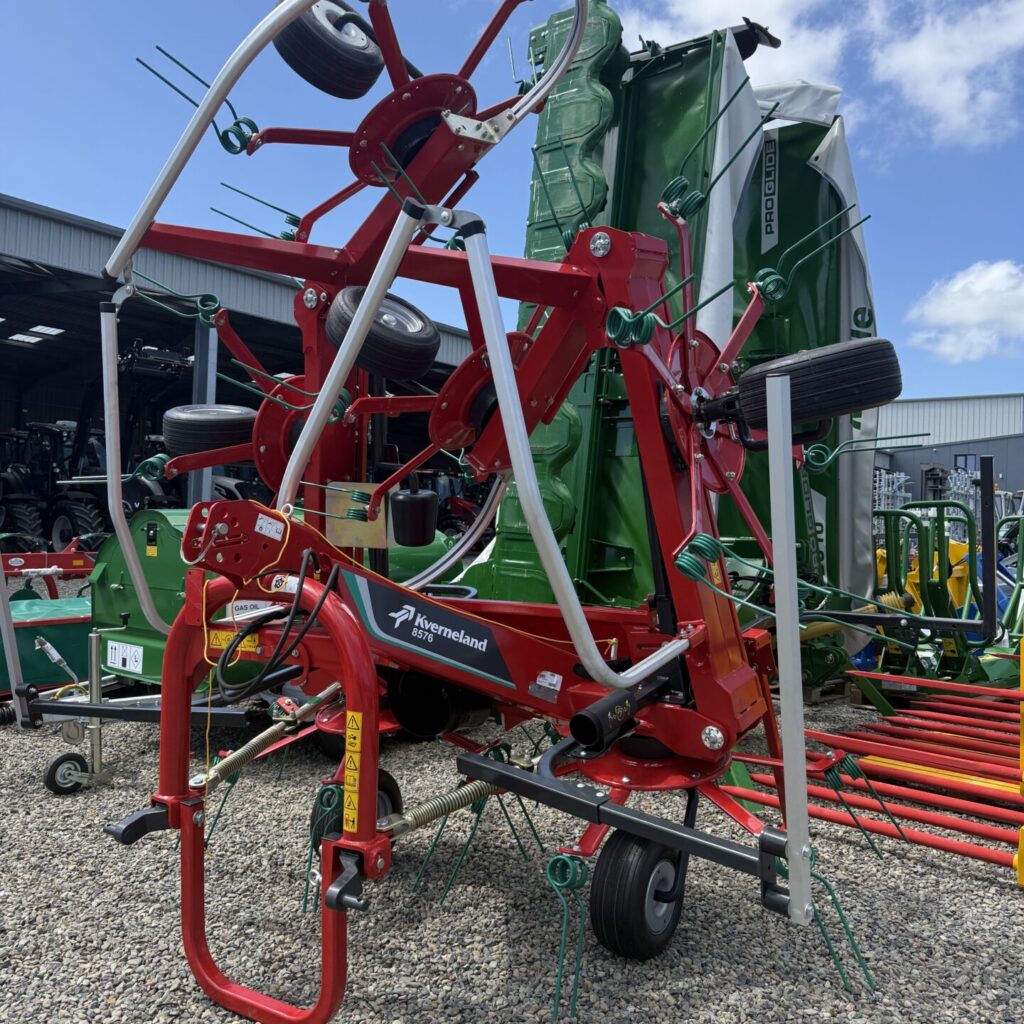 Kverneland 8576 6 Rotor Tedder