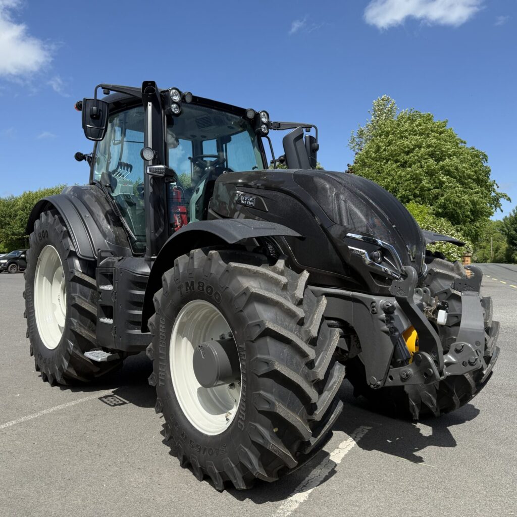 Valtra T235 Active