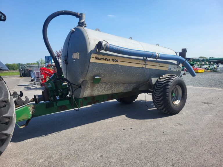 Major 1600 Gallon Tank