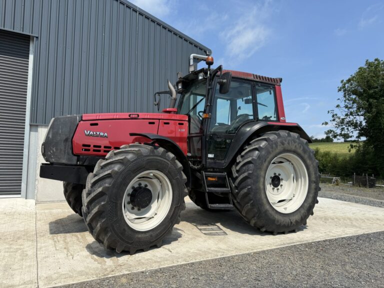 Valtra 8350