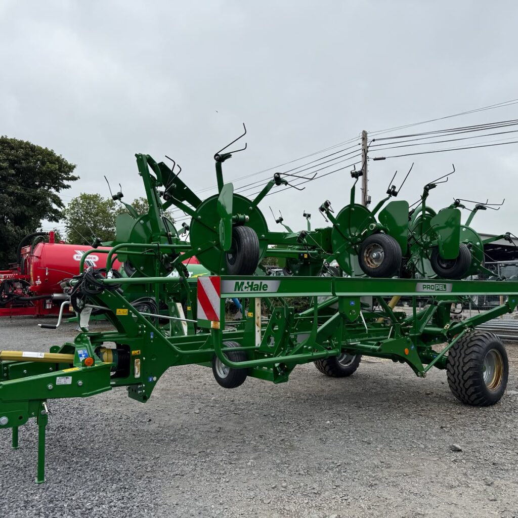 McHale PROPEL T8-1020 Trailed Tedder