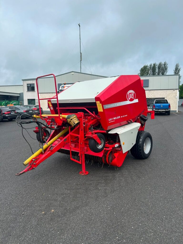 Lely Welger RP 235 Profi Round Baler