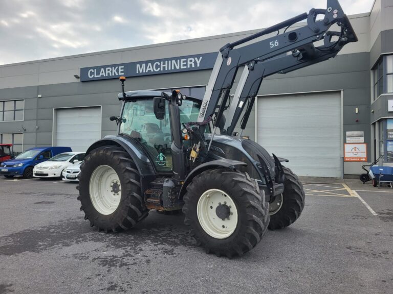 Valtra N154 Q56 Loader