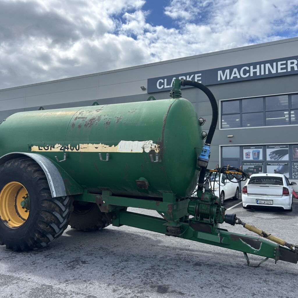 Major 2400 Gallon