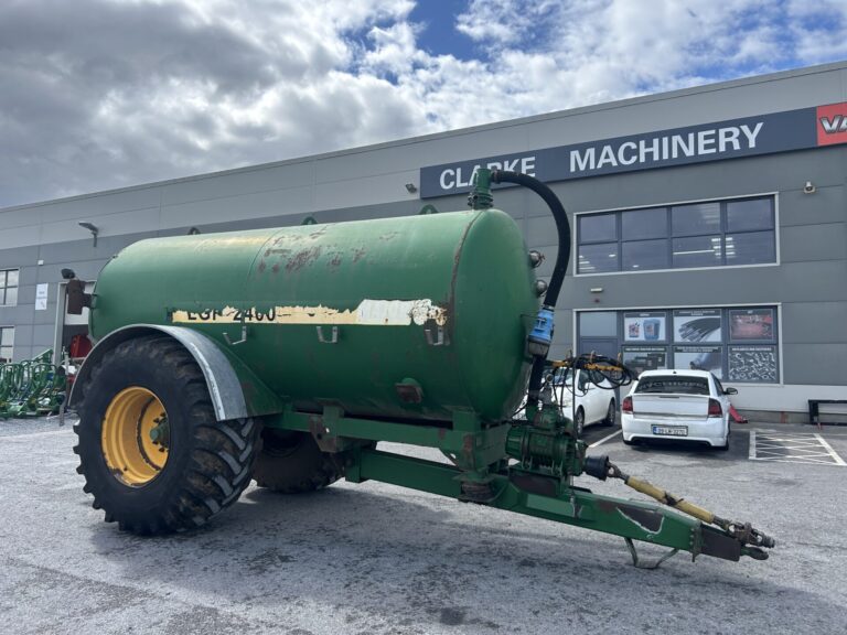 Major 2400 Gallon