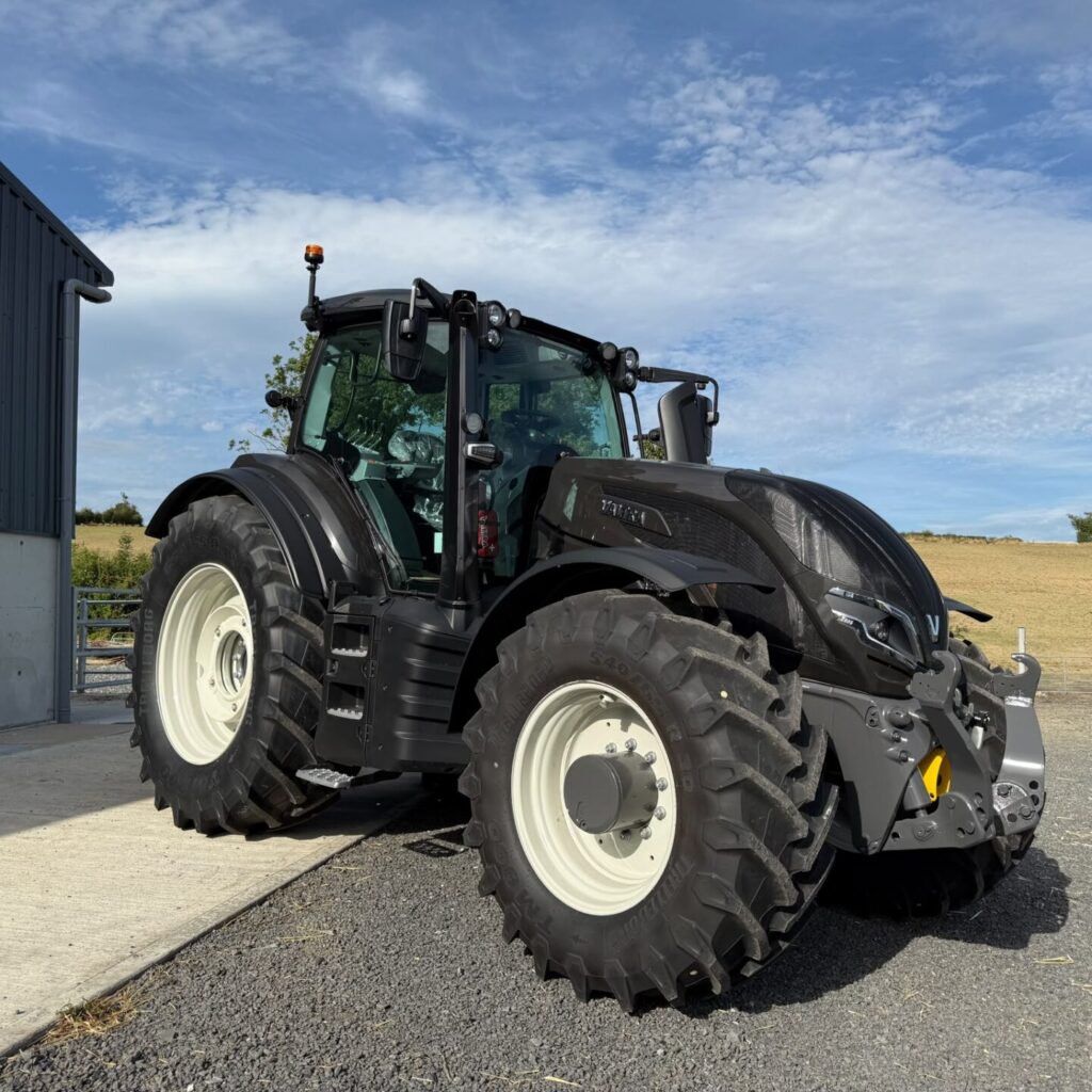Valtra T235 Active