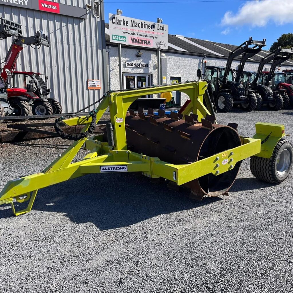 Alstrong 840 T 2.5 Metre Trailed Water Ballast Grassland Aerator