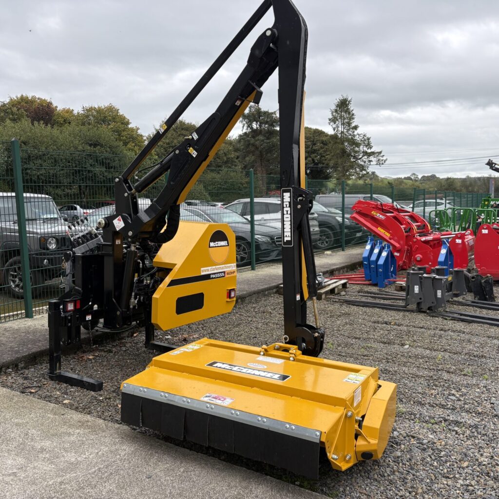 McConnel PA5555-60 Hedgecutter
