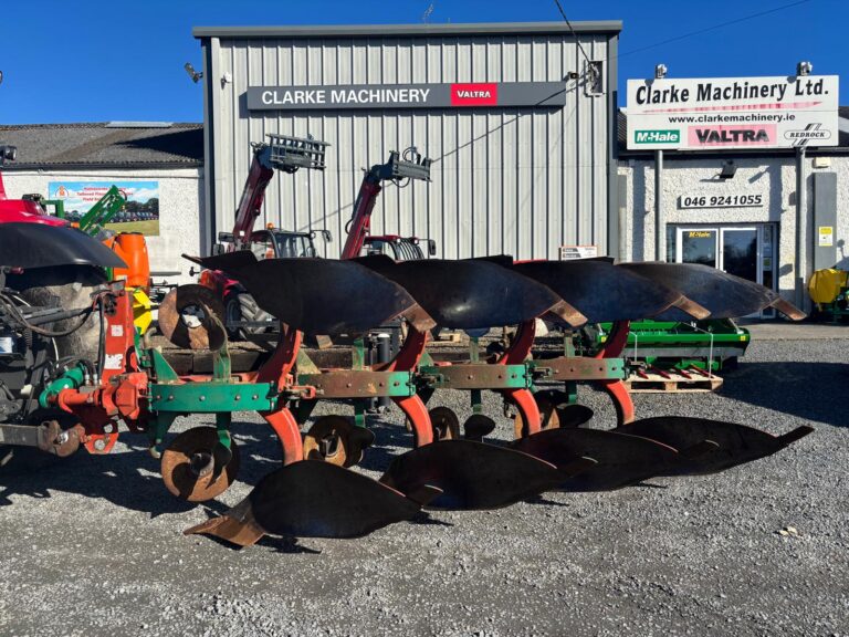 Kverneland 4 Furrow Reversible Plough